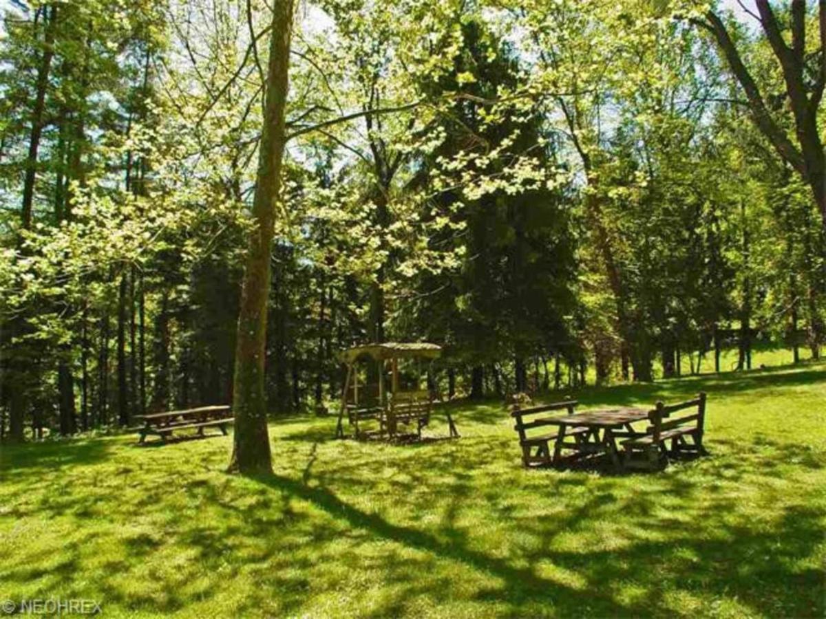 فيلا Unique And Secluded Country Estate Near Pittsburgh Weirton المظهر الخارجي الصورة